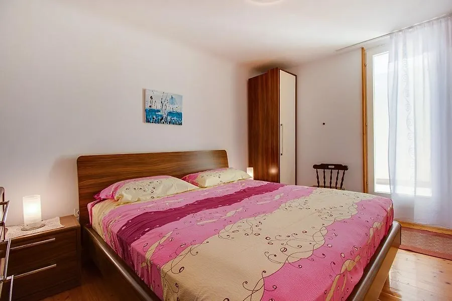 Apartment Mario مالي لوشينغْ 0*,  كرواتيا